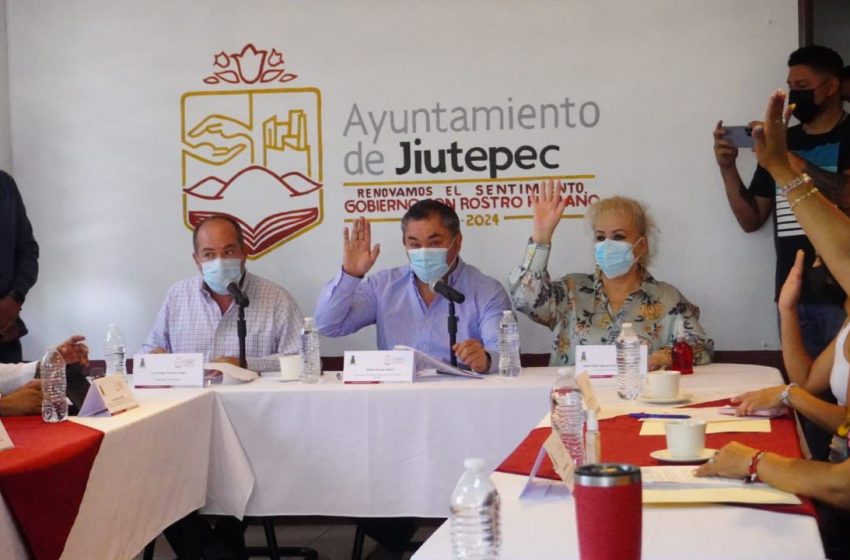  Entrega Ayuntamiento de Jiutepec constancias de mayoría a 32 ayudantes municipales