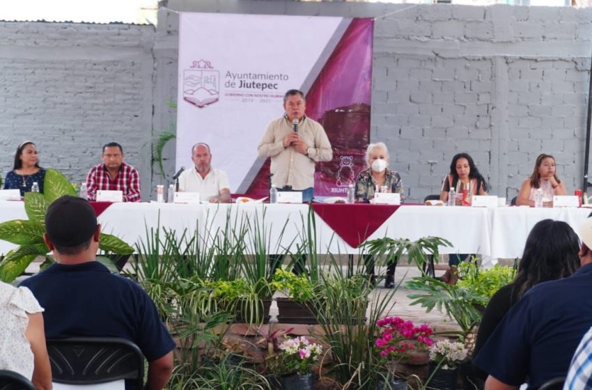  Ayuntamiento de Jiutepec entrega constancias de mayoría a 2 delegados, 43 presidentes de consejo y una ayudante municipal