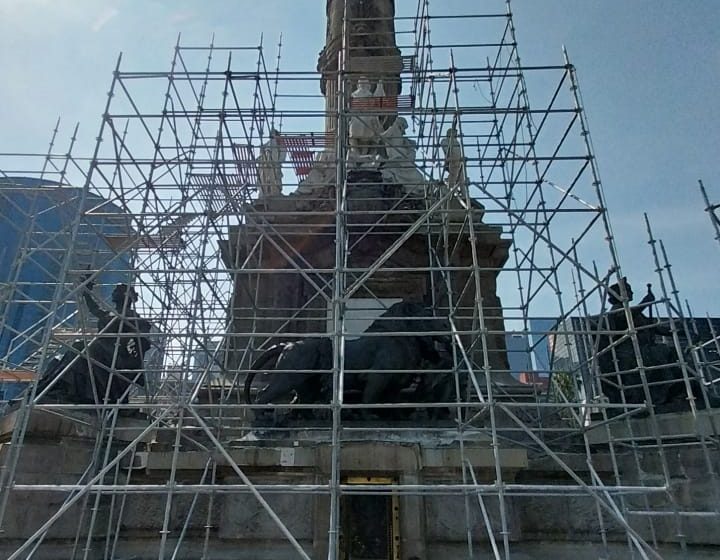  Inician trabajos de restauración en Columna de la Independencia