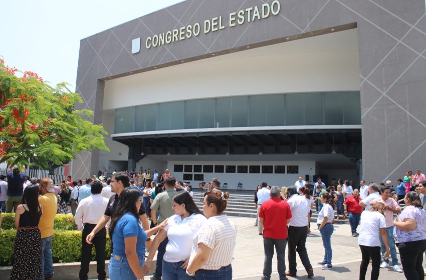  Evacuan en Congreso a 330 personas durante su participación en el Primer Simulacro Nacional 2025