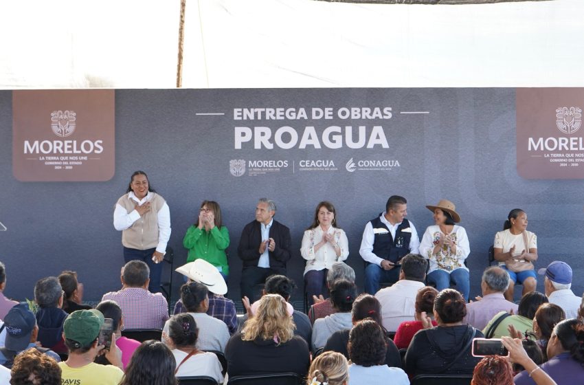  Participa Jazmín Solano en entrega de obra de agua potable